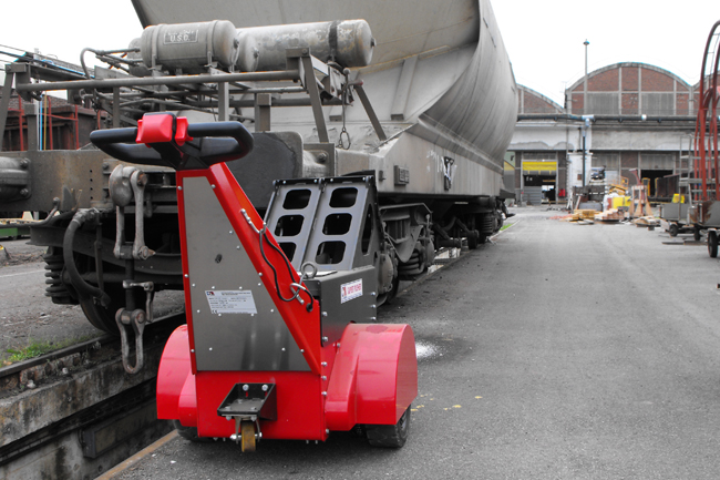Moving Loads on Rails | Electric Pushers & Tugs for Moving Loads on Rails